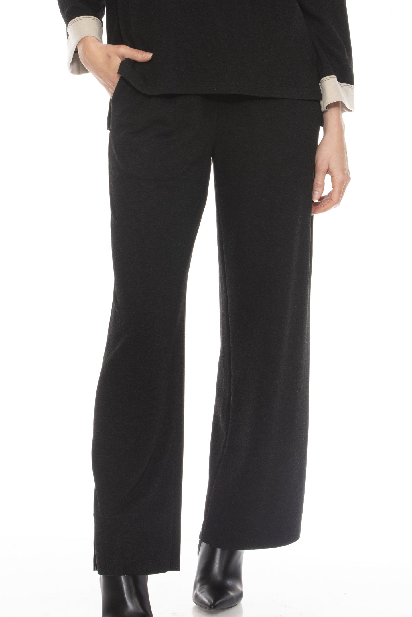 KNIT STRAIGHT LEG PANT