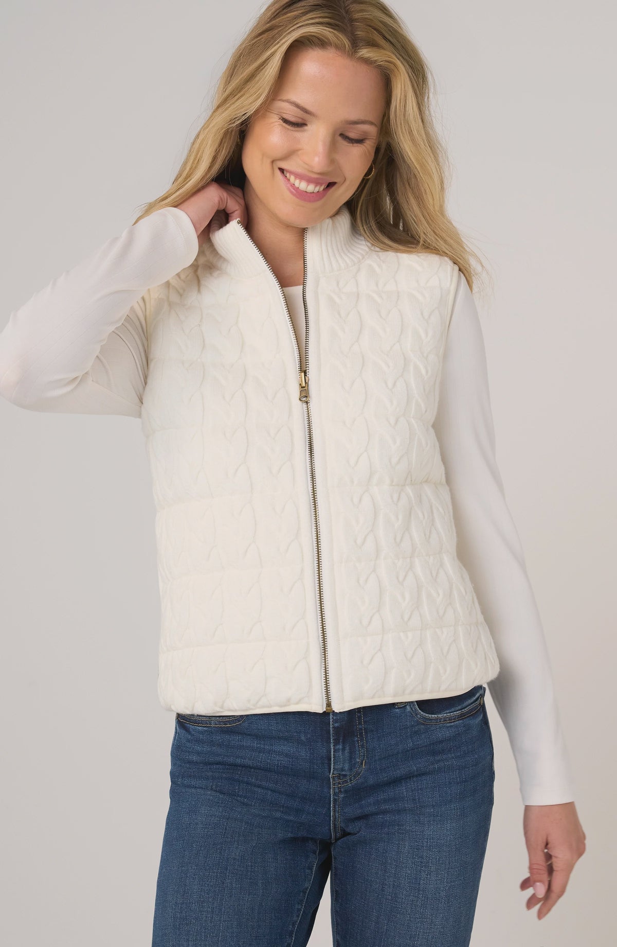 Sleeveless Reversible Quilted Sweater Vest, Cream