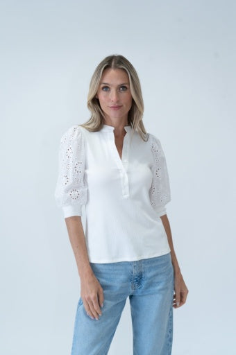 KALEIGH | RIBBED PATTERNED SLEEVE TEE