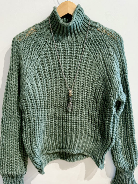 TARA RAILS T NECK CHUNKY