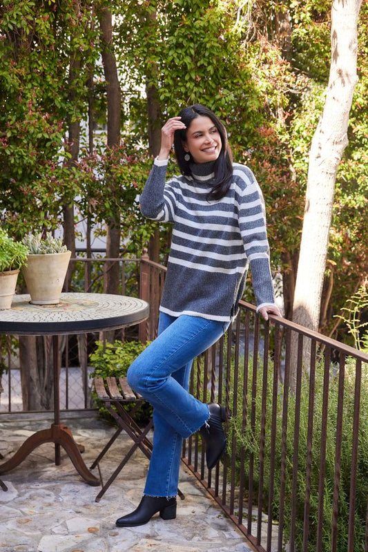 Stripe Turtle Neck Seater