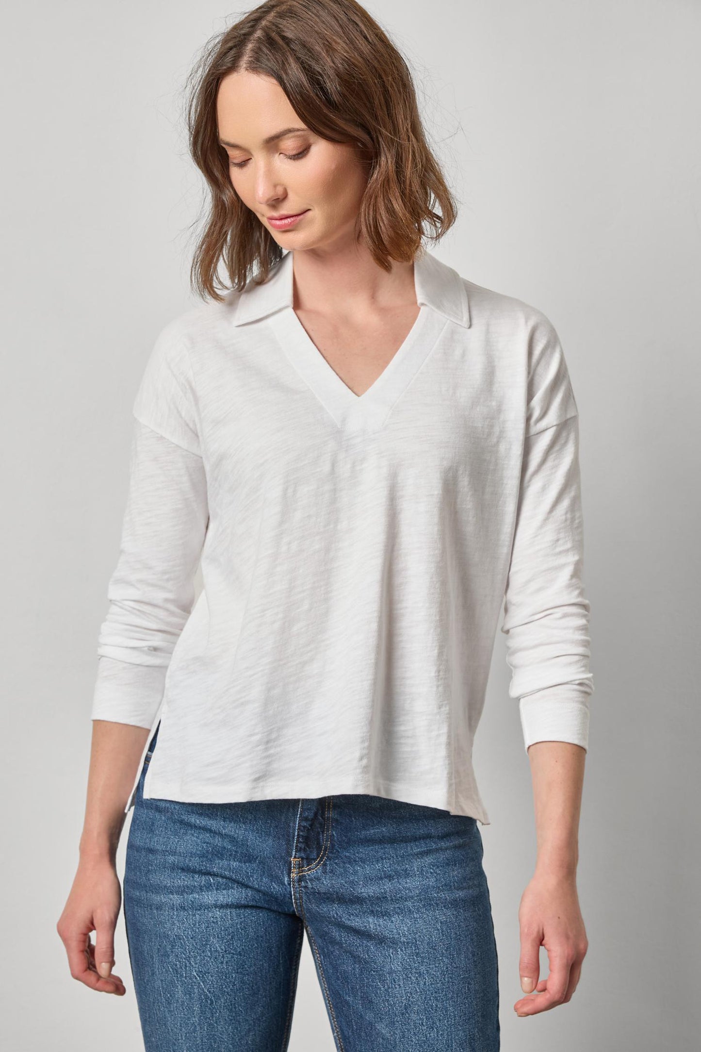 Easy Collared Split Neck White