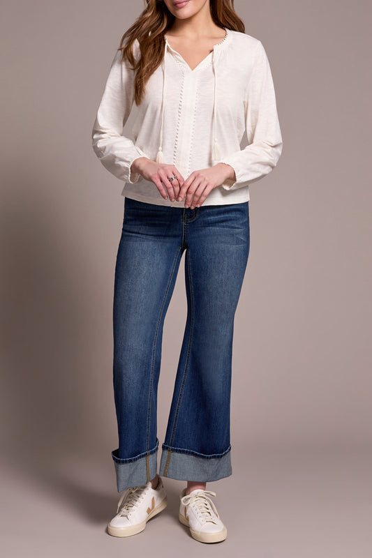 L/S SPLIT NECK TOP W/TASSEL
