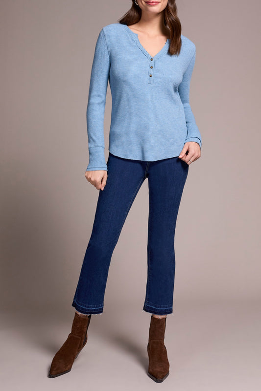 HENLEY TOP W/ BUTTONS - Blue